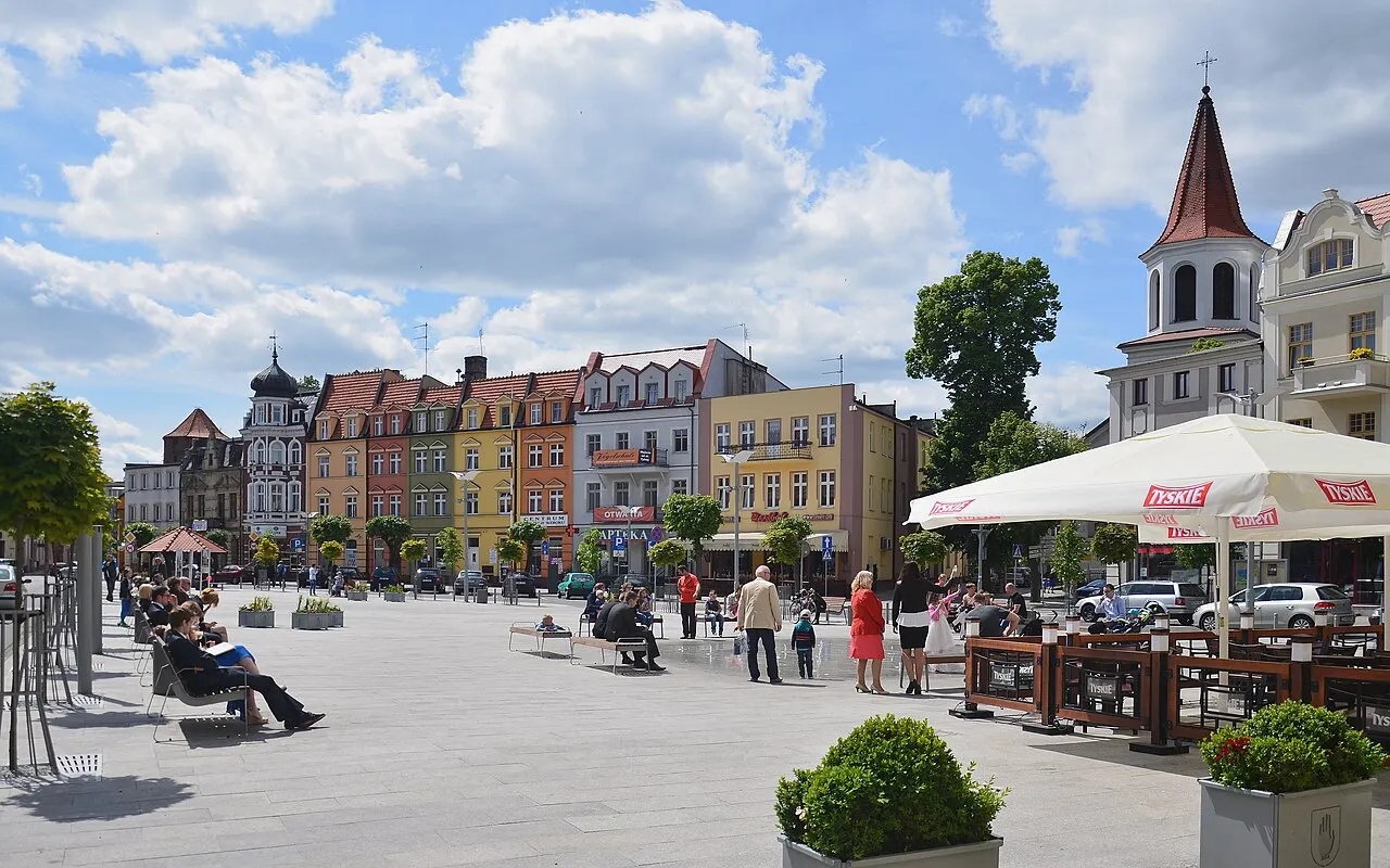 Duży Rynek w Brodnicy, pierzeja zachodnia