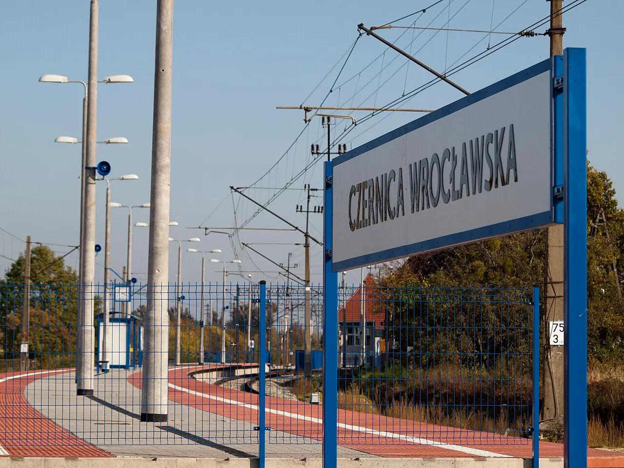Stacja Kolejowa Czernica Wrocławska - peron nr 1