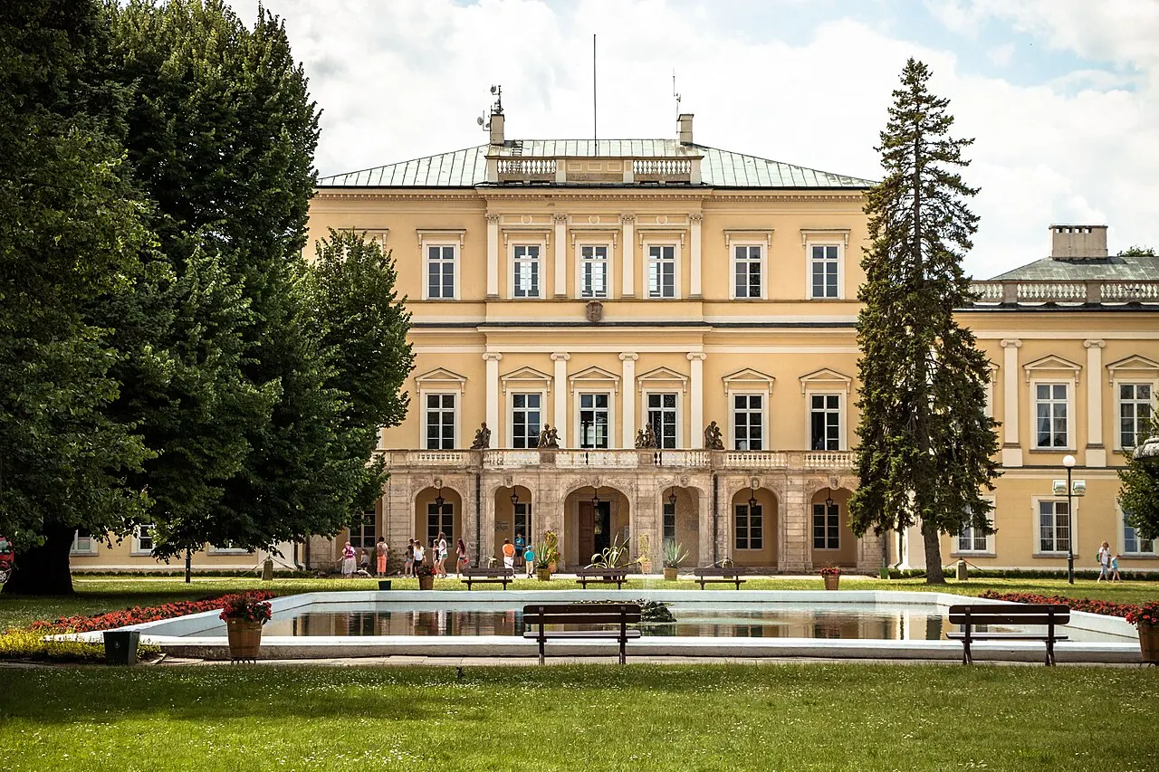 Puławy, pałac, XVII, XIX