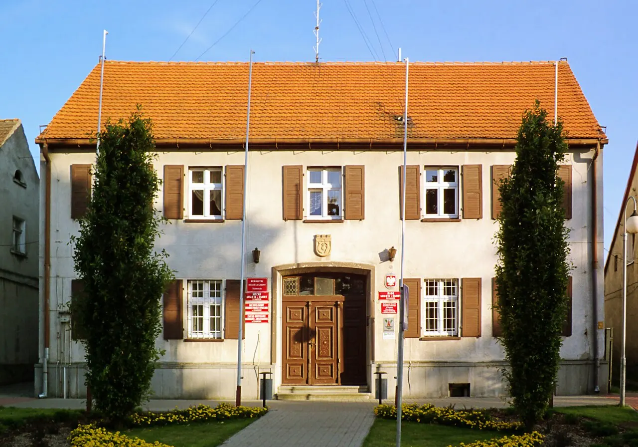 Szamocin, ratusz