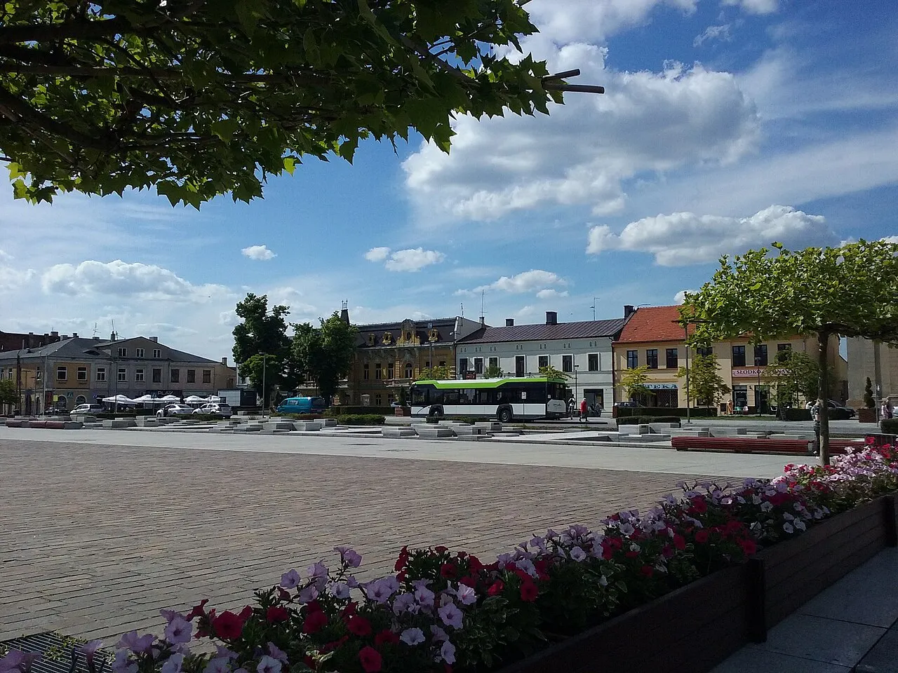 Plac Kościuszki w Tomaszowie Mazowiecki, czerwiec 2020